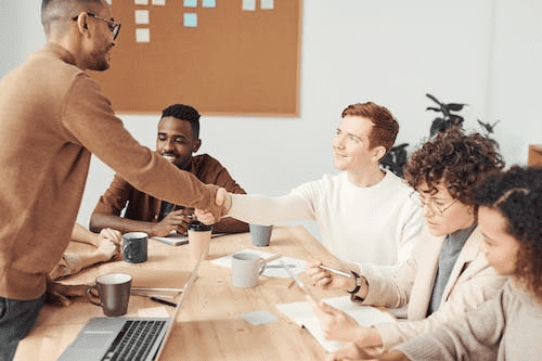 Nouvelles tendances CRM dans le secteur des affaires