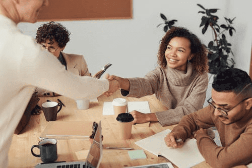 Différence entre bon de commande et facture : Ce qu’il faut savoir